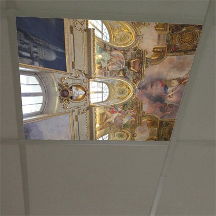 Visuel diffusant ref: vitraux 1. Format: 60 x 120 cm