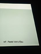 Film adhésif effet atténuant pour dalles led 60x60cm de faux plafond ref: Pastel vert d'eau.